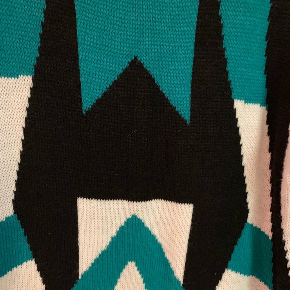 Sweater - Picture 2 of 3